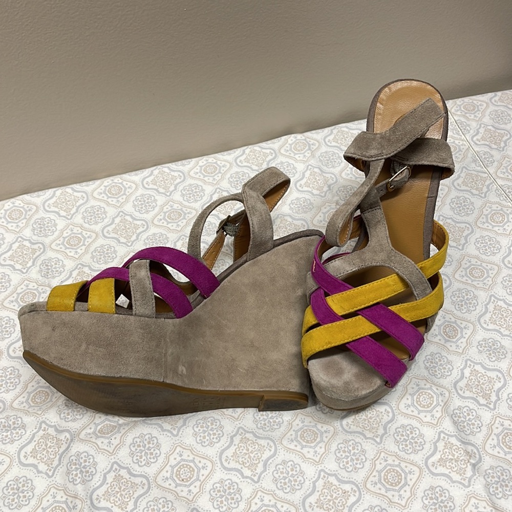 Aldo Wedges - Picture 2 of 3